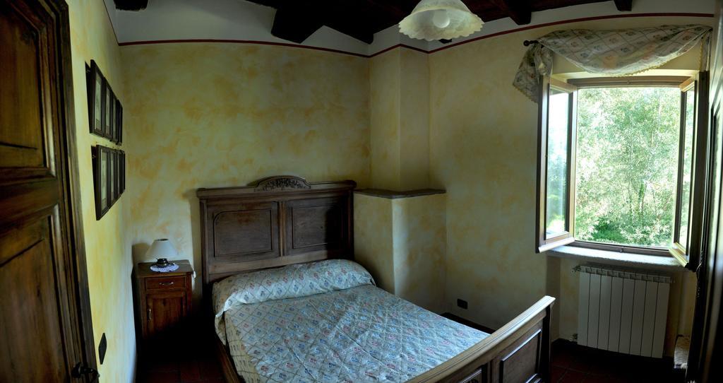 L'Antica Mola Villa Castel Madama Room photo